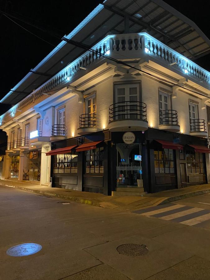 Hotel Valcon Santa Rosa de Cabal Buitenkant foto
