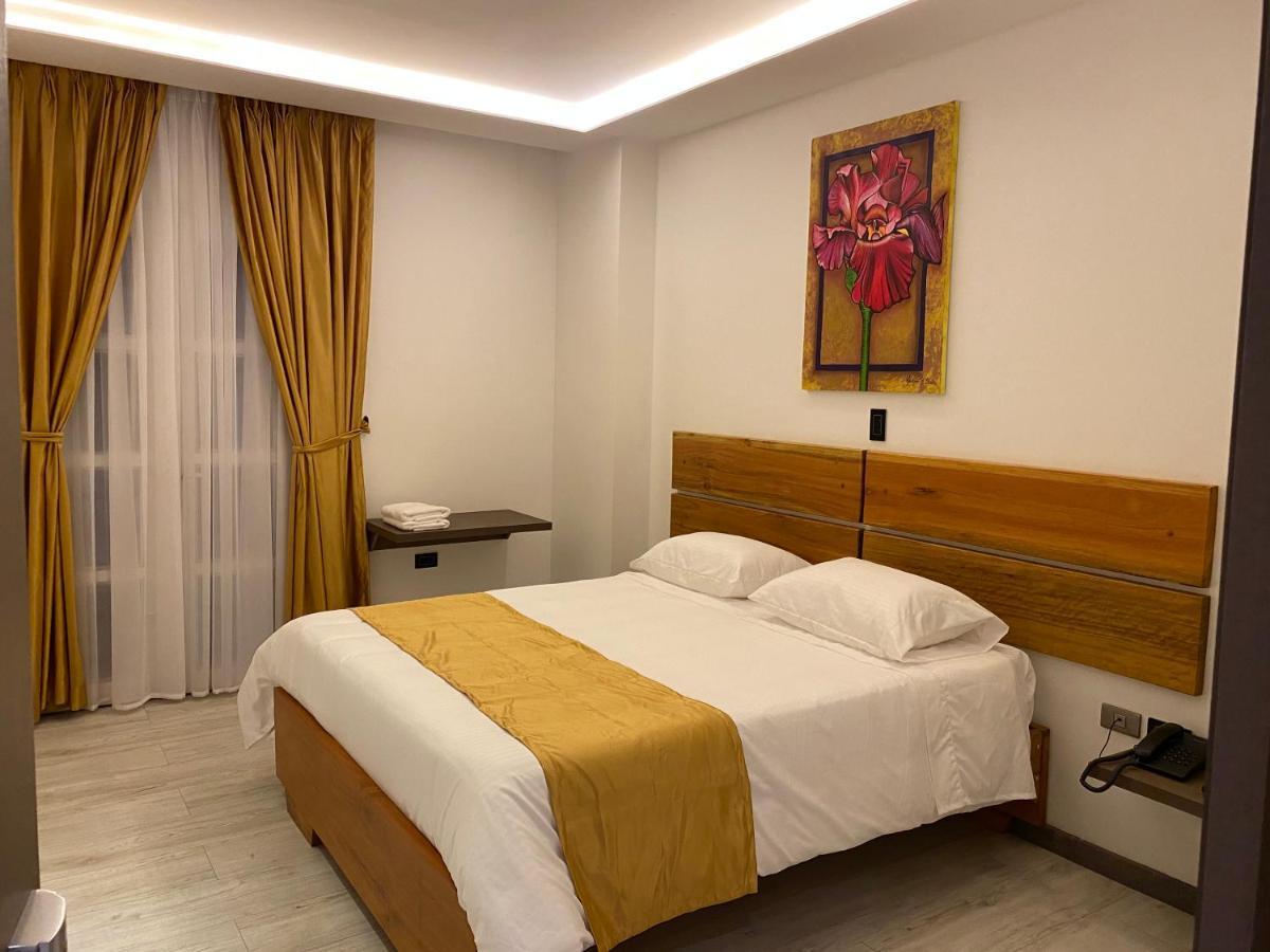 Hotel Valcon Santa Rosa de Cabal Buitenkant foto
